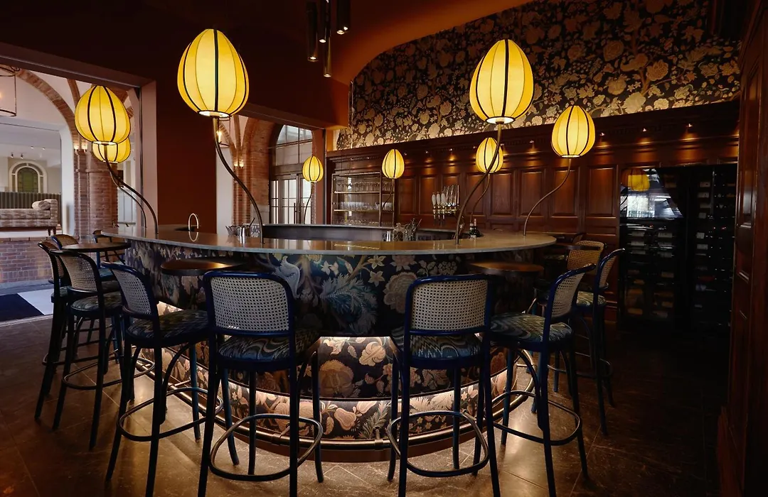 Henriks Hotel-1